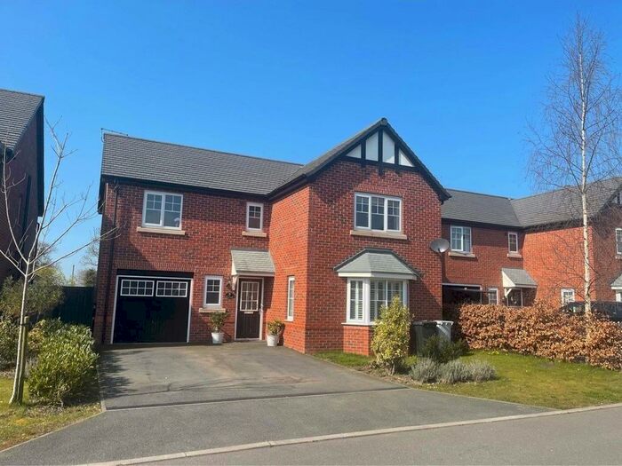 4 Bedroom Detached House To Rent In Oaks Close, Nantwich, CW5