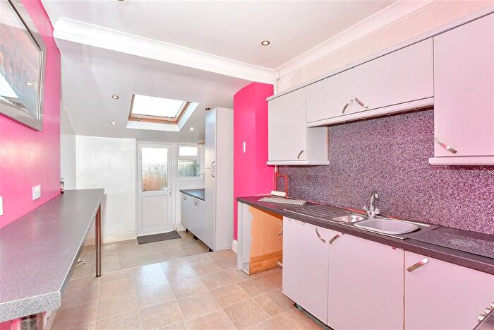 4 Bedroom Terraced House For Sale In Compton Road, Portsmouth, Hampshire, PO2