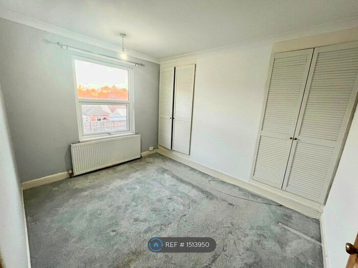 2 Bedroom Terraced House To Rent In Rosebery Street, Kettering, NN16