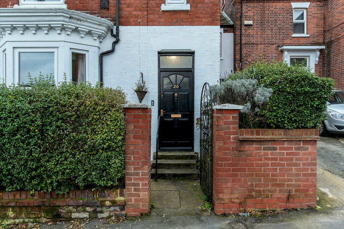 4 Bedroom Semi-Detached House To Rent In Portland Road, Nottingham, NG7