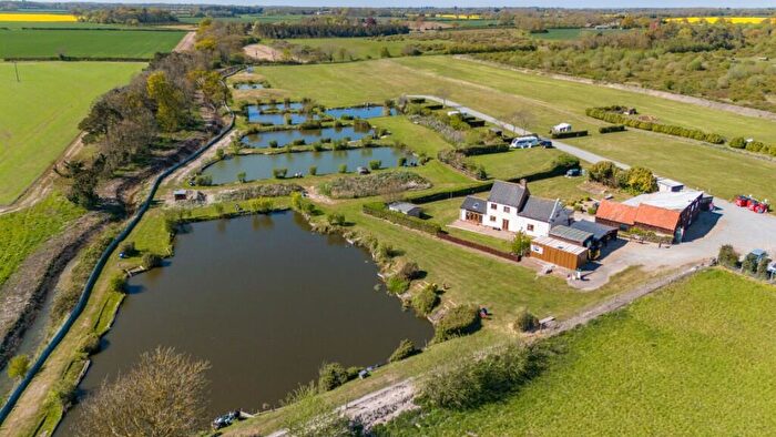 3 Bedroom Detached House For Sale In Field Farm Fisheries And Campsite, Wrentham, NR34
