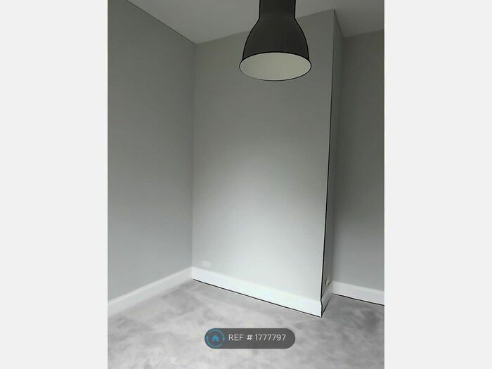 2 Bedroom Flat To Rent In Armadale Street, Glasgow, G31
