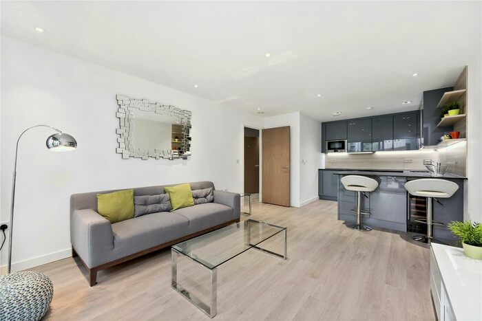 1 Bedroom Flat To Rent In Woodberry Grove, London, N4