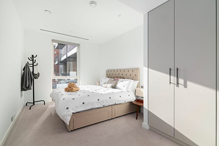 1 Bedroom Flat To Rent In Fisherton Street, London, NW8