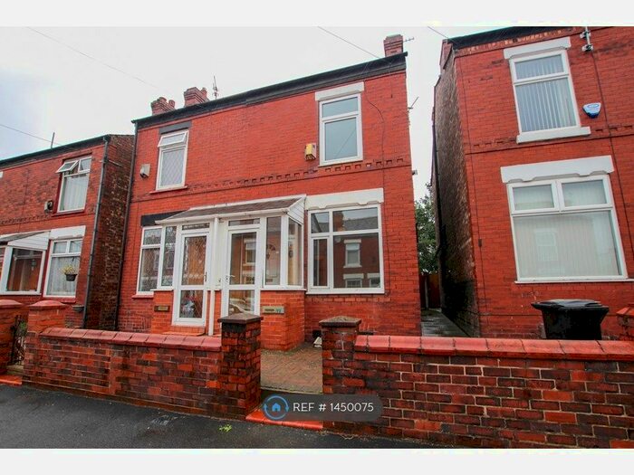 2 Bedroom Semi-Detached House To Rent In Petersburg Road, Stockport, SK3