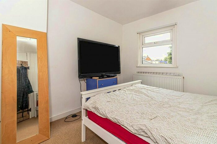 2 Bedroom End Of Terrace House For Sale In Station Road, Langford, Biggleswade, Bedfordshire, SG18
