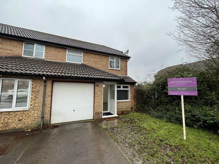 3 Bedroom End Of Terrace House To Rent In The Foxgloves, Southampton, SO30