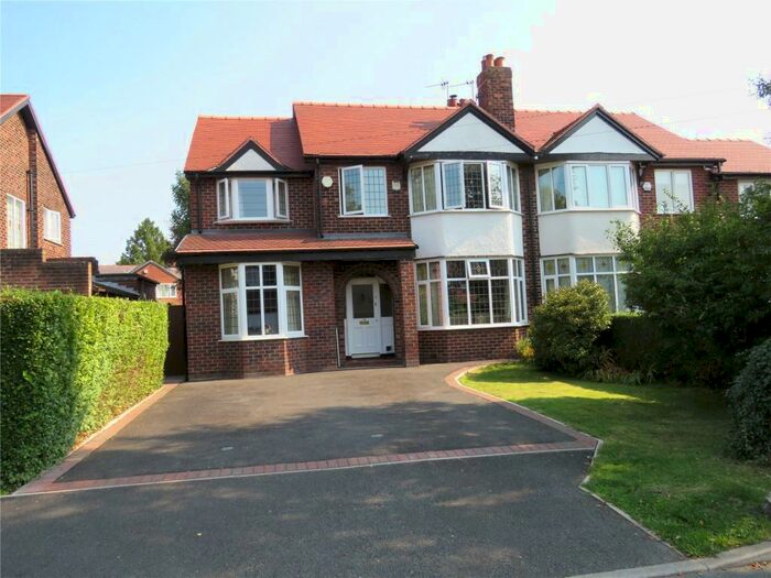 5 Bedroom Semi-Detached House To Rent In Meadow Lane, Worsley, Manchester, Greater Manchester, M28