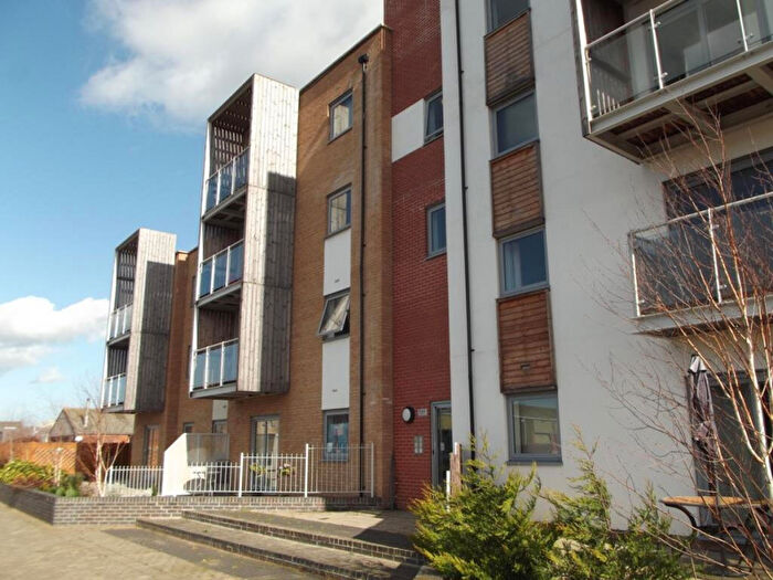 1 Bedroom Apartment To Rent In Hawkins Road, Essex, CO2