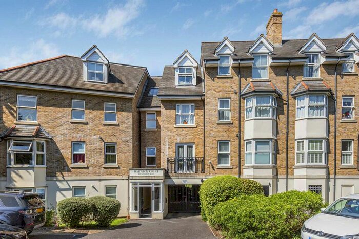 2 Bedroom Flat To Rent In Kingston Road, London, SW19