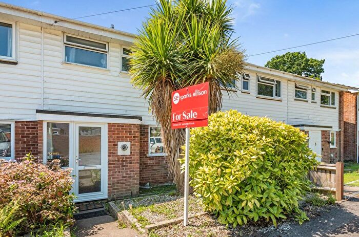 3 Bedroom Terraced House For Sale In Peverells Wood Close, Peverells Wood, Chandler's Ford, SO53