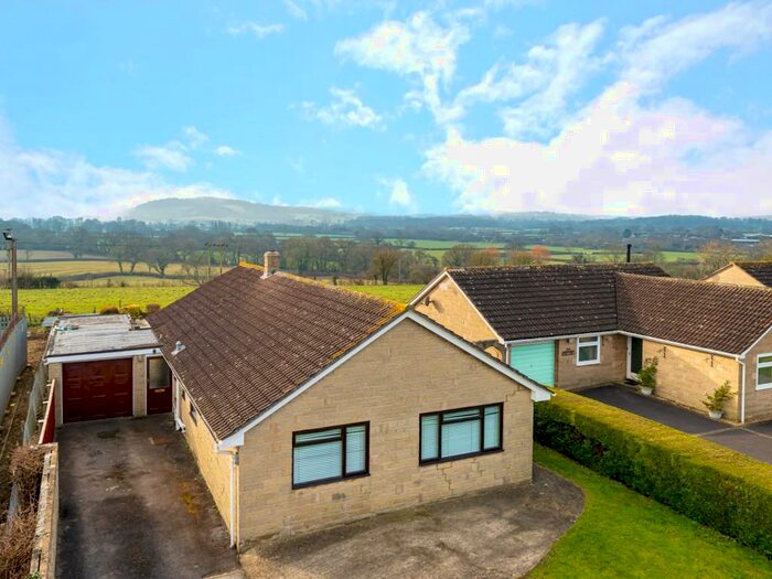 3 Bedroom Bungalow For Sale In Shearstones, Yetminster, Sherborne, Dorset, DT9