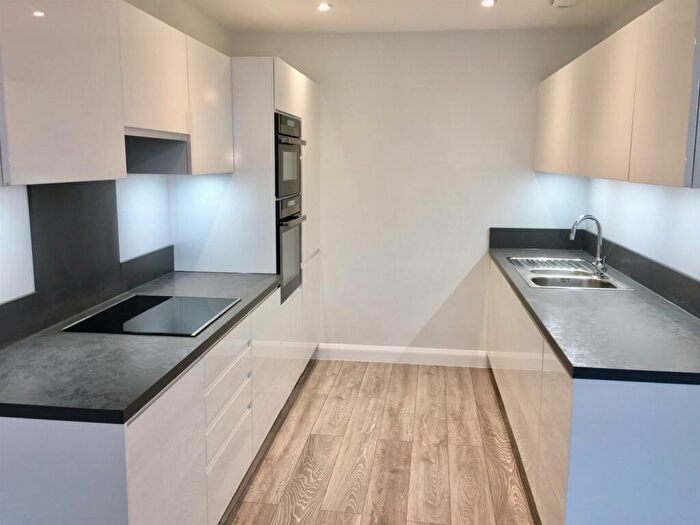 2 Bedroom Apartment To Rent In London Road, Croydon, CR0