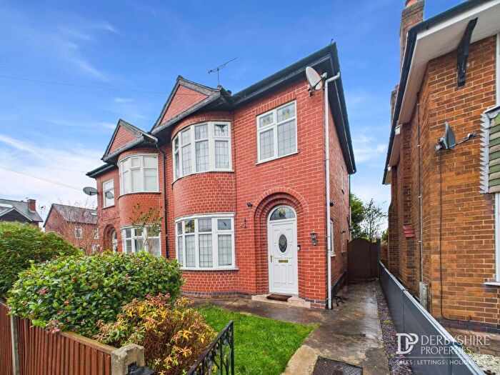 3 Bedroom Semi Detached House For Sale In Brenden Avenue, Somercotes, Alfreton, DE55