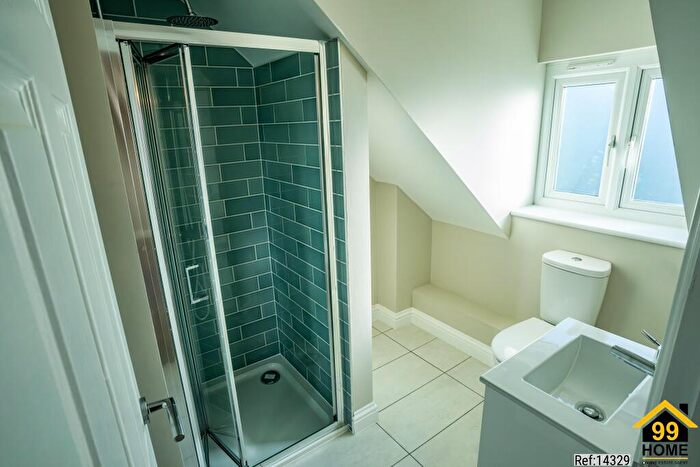 3 Bedroom Terraced House For Sale In Thame Road, Long Crendon, Buckinghamshire, HP18