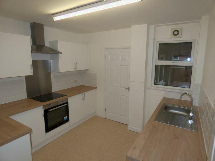 2 Bedroom Apartment To Rent In Rosebery Road, Mount Pleasant, Exeter, EX4