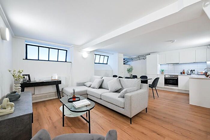 Studio To Rent In Springfield House, Tyssen Street, London, E8