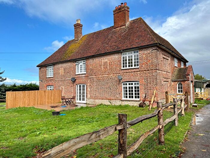 3 Bedroom Semi-Detached House To Rent In Great Bromley Farmhouse, Blackwall Road, Hinxhill, TN25