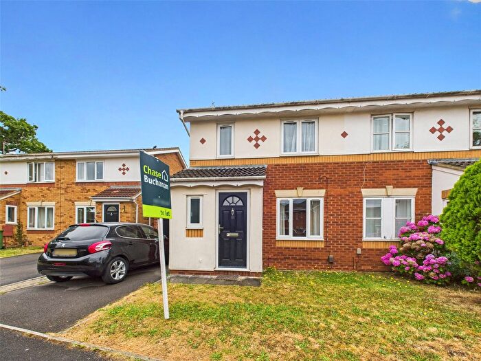 3 Bedroom Semi-Detached House To Rent In Bye Mead, Bristol, BS16