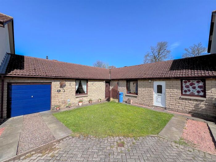 3 Bedroom Bungalow For Sale In Sunnyside Mews, Tweedmouth, Berwick-Upon-Tweed, TD15