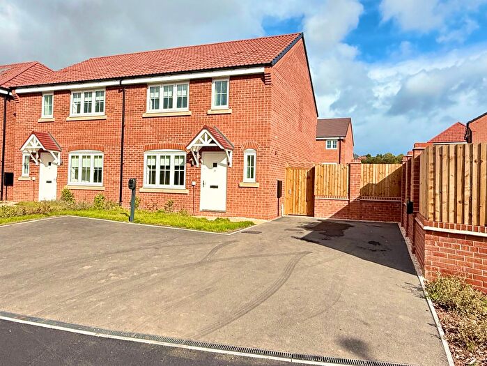 3 Bedroom Semi Detached House To Rent In William Stanworth Grove, Priorslee, Telford, TF2