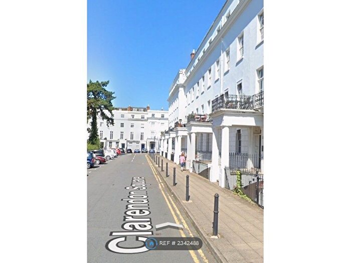 2 Bedroom Flat To Rent In Clarendon Square, Leamington Spa, CV32