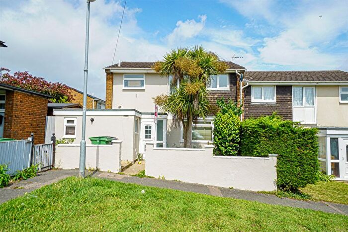 3 Bedroom Semi-detached House For Sale In Oxford Road, St. Leonards-On-Sea, TN38