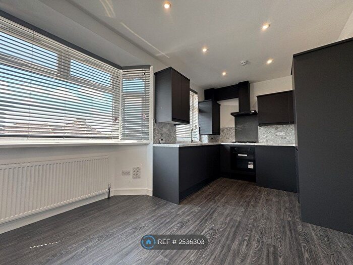 1 Bedroom Flat To Rent In North Road, Southall, UB1