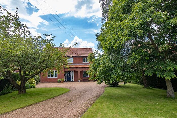 5 Bedroom Detached House For Sale In Broomsthorpe Road, East Rudham, King's Lynn, PE31