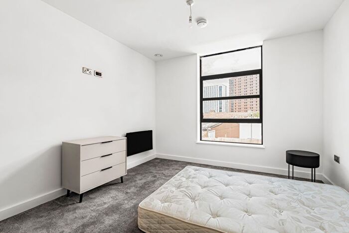 1 Bedroom Flat To Rent In Gunsmith House, Price Street, Birmingham City Centre, B4