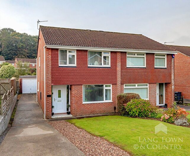 3 Bedroom Semi-detached House For Sale In Canefields Avenue, Plympton, Plymouth, PL7