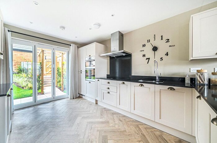 4 Bedroom Semi-Detached House For Sale In Colyton, East Devon, EX24