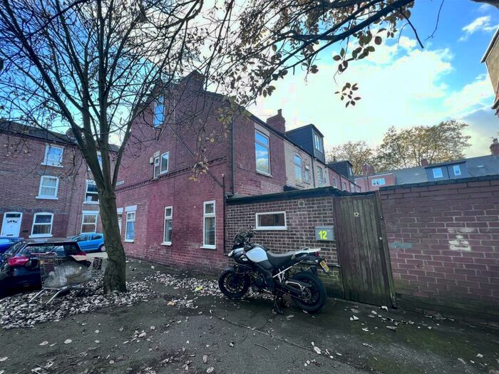 4 Bedroom House To Rent In Mettham Street, Nottingham, NG7