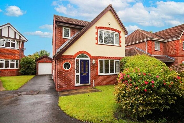 3 Bedroom Detached House For Sale In Calverley Close, Kingsmead, CW9