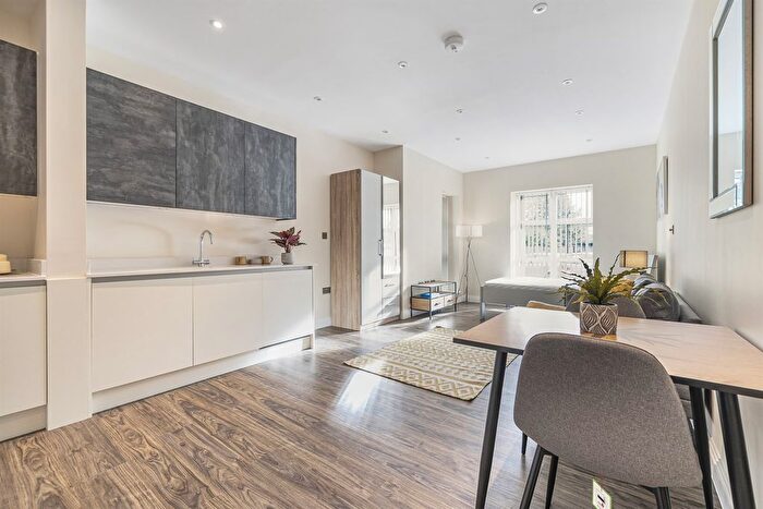 Studio To Rent In Cadogan House, Reading, RG2