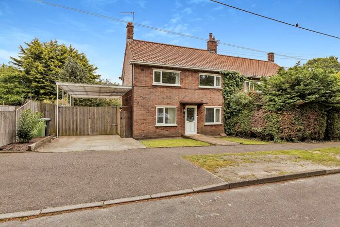 3 Bedroom Semi-Detached House For Sale In The Park, East Harling, Norwich, NR16