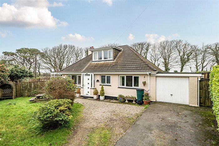 3 Bedroom Detached House For Sale In Penwarne Close, Falmouth, TR11