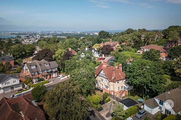 3 Bedroom Apartment For Sale In Linton House, Sandecotes Road, Lower Parkstone, BH14