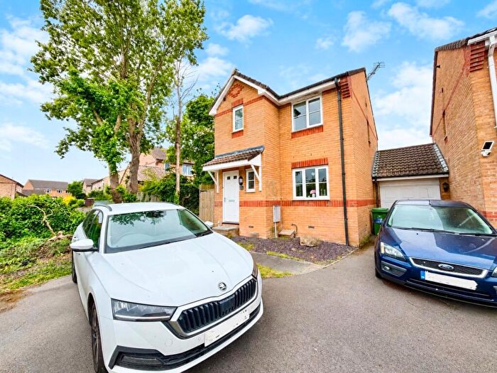 3 Bedroom Link Detached House For Sale In Old England Way, Peasedown St. John, Bath, BA2