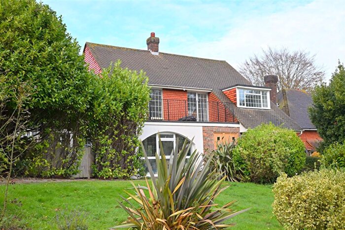 5 Bedroom Detached House For Sale In Babylon Way, Ratton, Eastbourne, BN20
