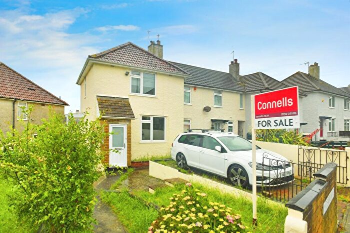 2 Bedroom Semi-Detached House For Sale In Clearbrook Avenue, Plymouth, PL5