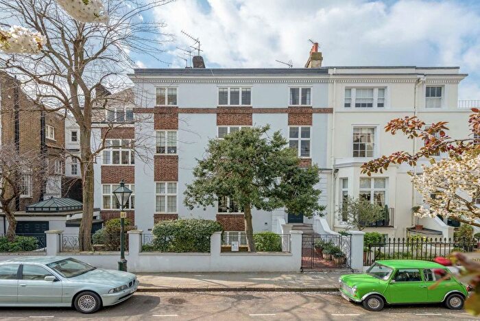 2 Bedroom Flat To Rent In Victoria Road, Kensington, W8