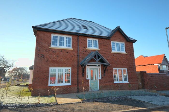 4 Bedroom Detached House To Rent In Kitchener Road, Crewe, CW1