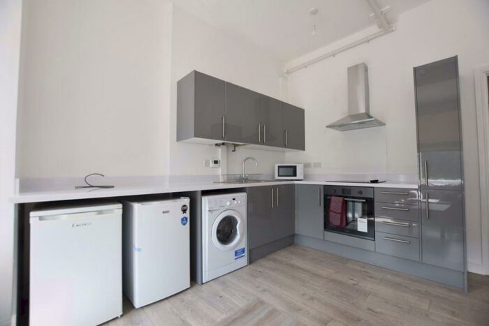 4 Bedroom Property To Rent In London Road, Leicester, LE2