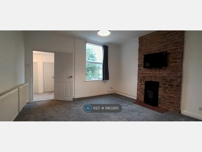 2 Bedroom Flat To Rent In Clarendon Road, Wallasey, CH44