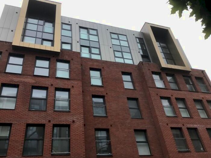 Studio To Rent In Wolstenholme Square, Liverpool, L1