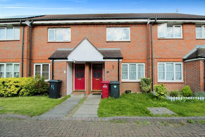 2 Bedroom Terraced House To Rent In Eltham Avenue, Cippenham, SL1