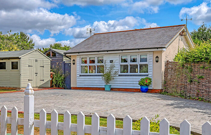 1 Bedroom Detached Bungalow For Sale In Smallgains Lane, Stock, CM4
