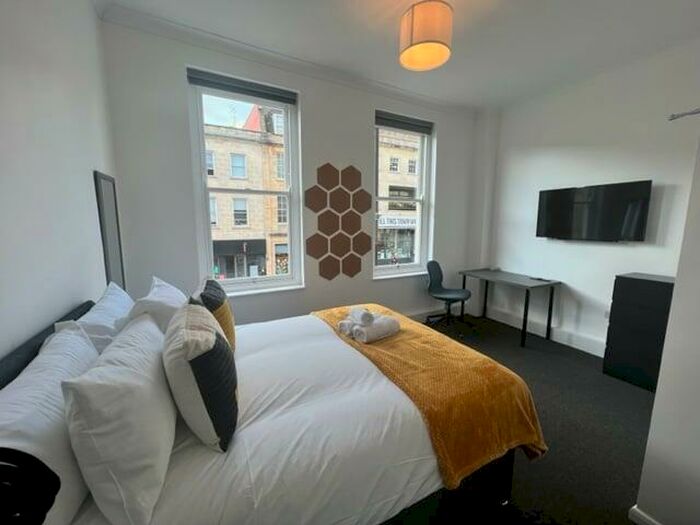 4 Bedroom Maisonette To Rent In Park Street, Bristol, BS1