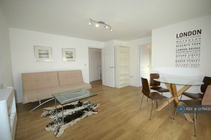 2 Bedroom Flat To Rent In Bruford Court, Greenwich, SE8